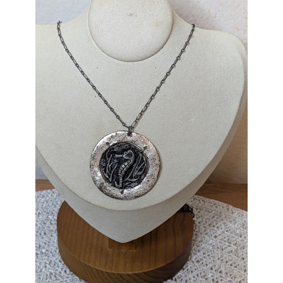 Round Seahorse Pendant Necklace Dark Metal Chain Nautical Ocean Theme - Picture 1 of 3